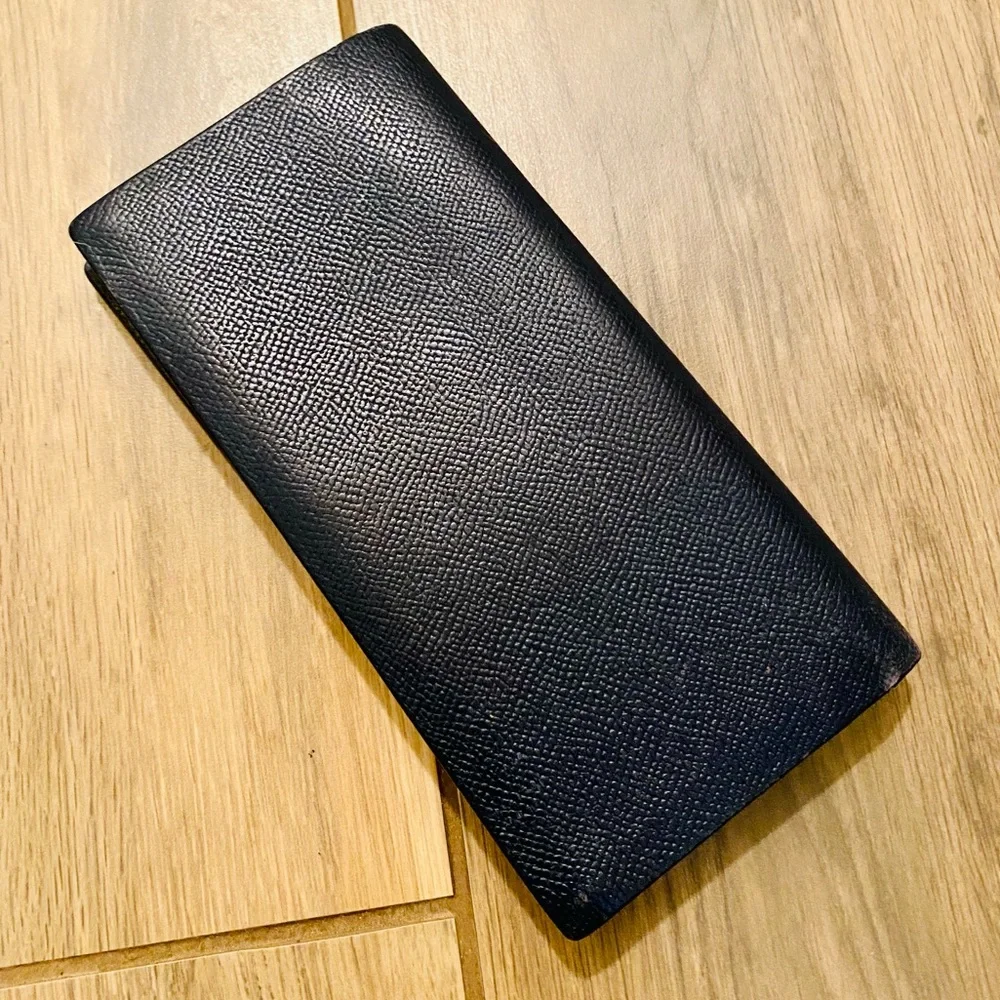 Dunhill london dark